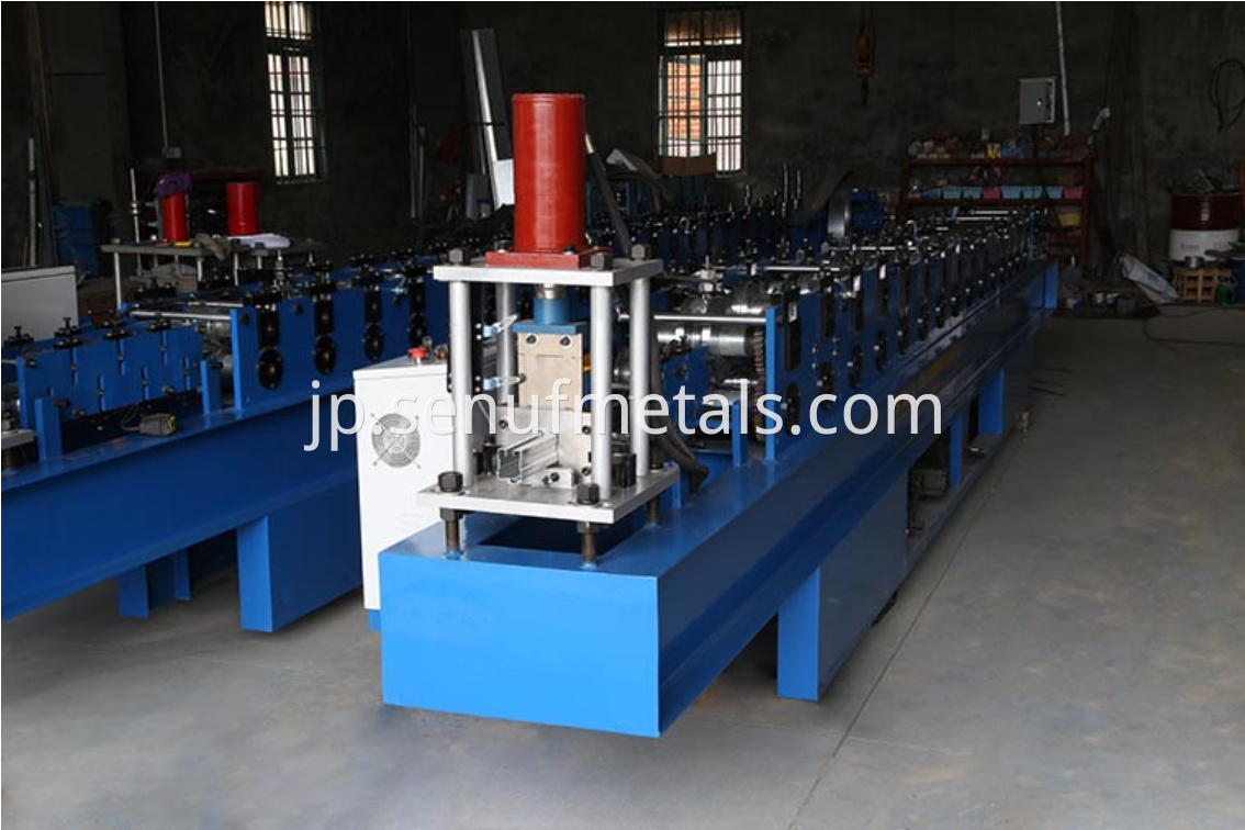 Door frame roll forming machine